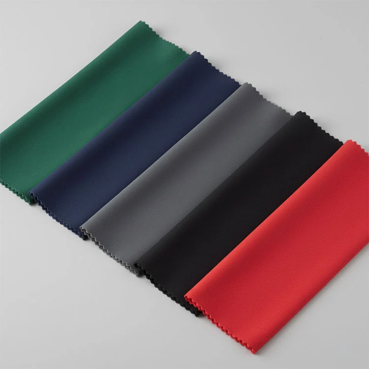 Ulkoilutakkin kangas